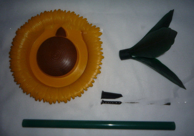 Outdoor Sunflower Bird Feeder Meguiar Garden